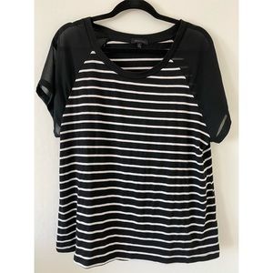 Stripped top w/mesh sleeves